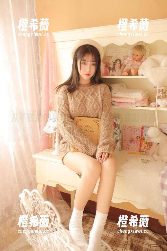 从不收拾的居家女友，只有猫九酱的自拍可以挽救！