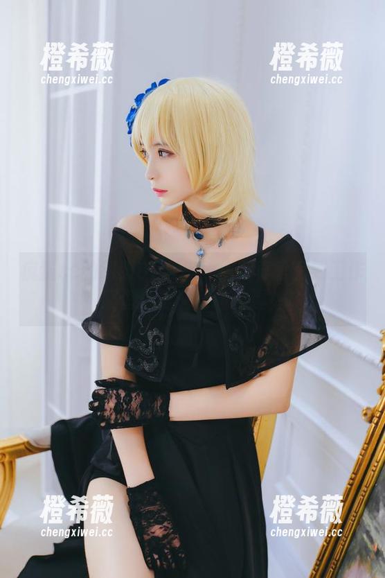 疯猫ss的制服OL合集——把真爱藏到工作服里，谁说职场没趣？