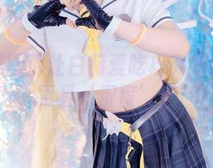 每一帧美图都让白莉爱吃巧克力的关小雨更具‘湿度’！