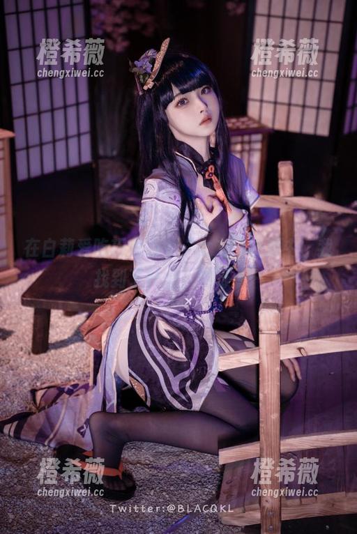 白莉爱吃巧克力 在白莉爱吃巧克力的“女友”资源中,我找到了什么,哎呀……