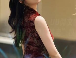 秀人网 – 校服资源汇总：UU阿文的校服之旅，可能是最佳的“啃老”模式。