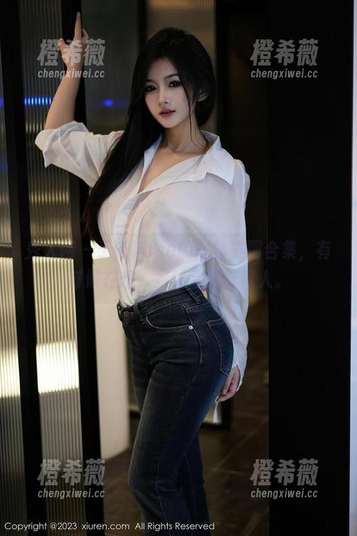 秀人网 - 于诺诺ise的灰丝美图合集，有时候在想，竟然会这样撩人。