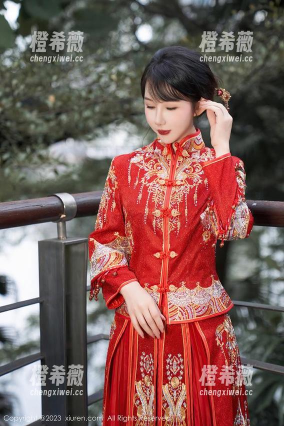 秀人网 - 周慕汐fairy灰丝图来袭，快来图库下载，别让你的衣橱太单调！