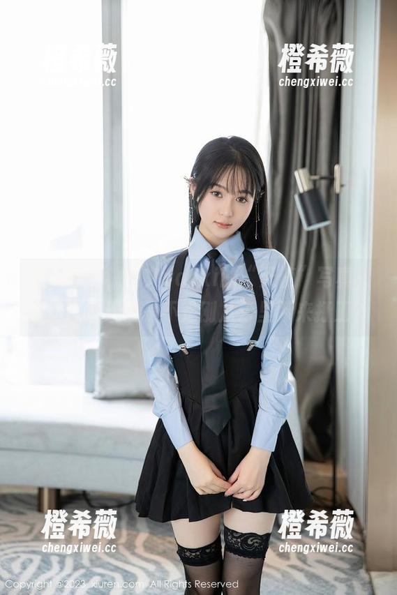 秀人网 - 林文文yooki的“天使”写真，不知这位天使是不是刚从云里下来打工？