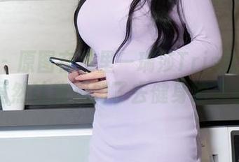 秀人网 – 原图在这里—瑞莎Trista的套装，竟然让我想到了去健身的决心？