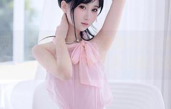 秀人网 – 当职业装遇上美昕Yumi的写真全集，竟然有种不那么正式的感觉。