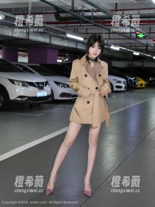 秀人网-趁热拿铁latte 秀人网 - 灰丝缭绕,高清趁热拿铁latte写真-咳,突然想到他拿咖啡吗?