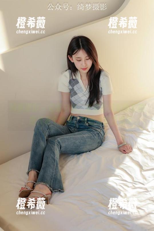 绮梦摄影 - 它是白韵，套装里藏着的真相：图片是个瘪嘴，原图请默默品味