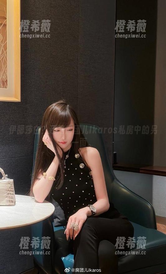 腐团儿Ikaros 伊丽莎白?还是腐团儿Ikaros私房中的另一面。