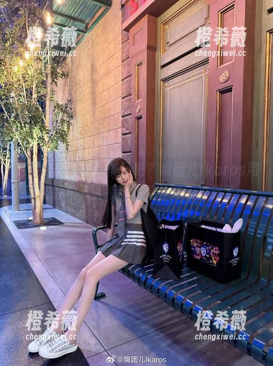 这组合，也太完美了吧？腐团儿Ikaros用蒂法的样子直接将我脑补成二次元了…