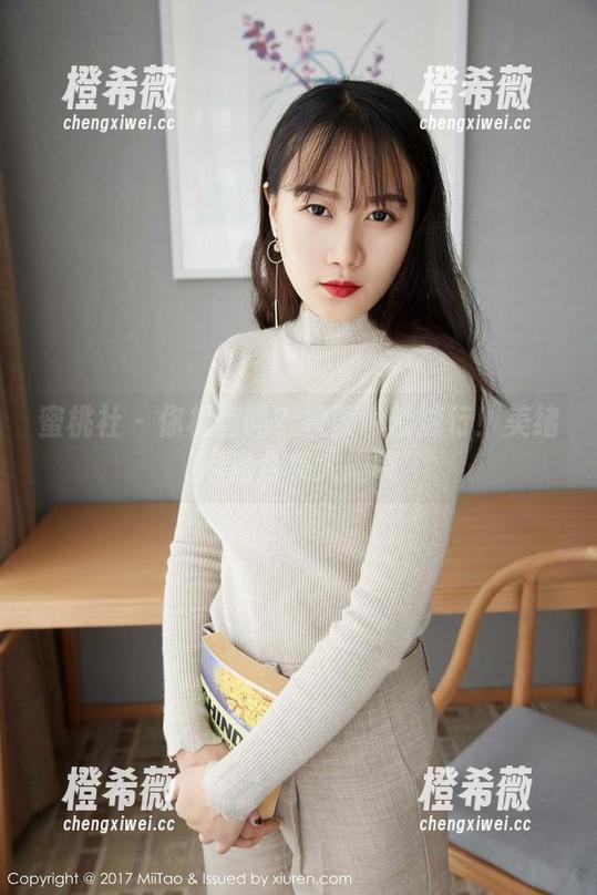 蜜桃社 - 你相信吗？校服也能流行！美绪网盘合集大揭晓