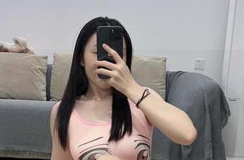 微密圈 – 想看点特别的？铁锤姐姐的女仆免费套图来啦！