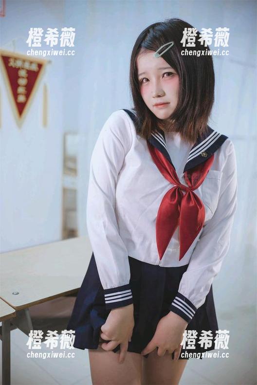 看到阿半今天很开心的礼服，定制的价值感暴涨了！