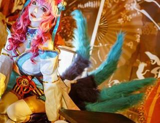 雯妹不讲道理要结婚了吗？最新图集中婚纱等着你猜！