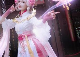轻松一刻：露儿大魔王的粉色写真，谁能拒绝这个诱惑？