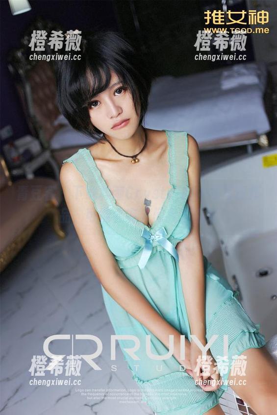 青豆客-梓萱Crystal 青豆客 - 下载梓萱Crystal的内衣写真作品,可能会有人问我在看啥