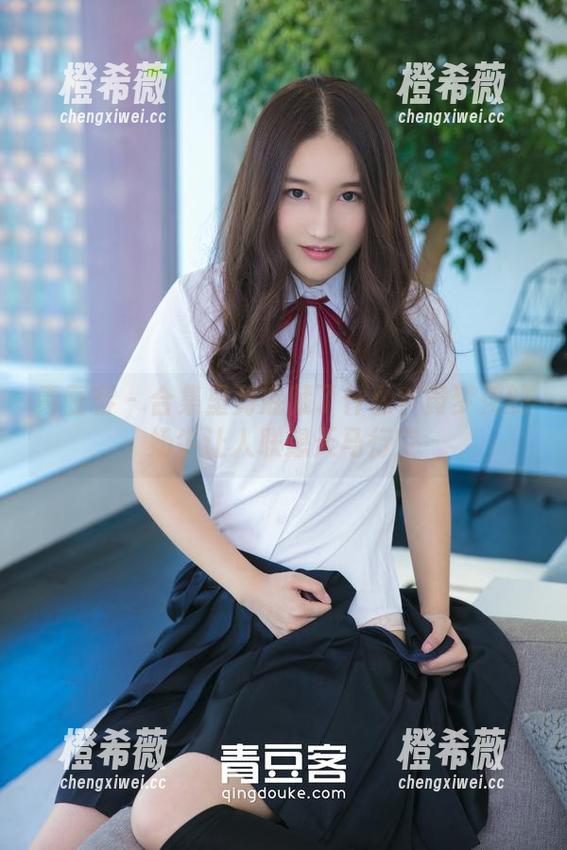 青豆客 - 合集里到底藏了什么？黄梦羡的奶牛让人联想天马行空