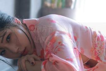 悠闲夏日，韩国CoCo的图片下载礼包，虽然不含防晒霜，但能让你更‘蒸’！